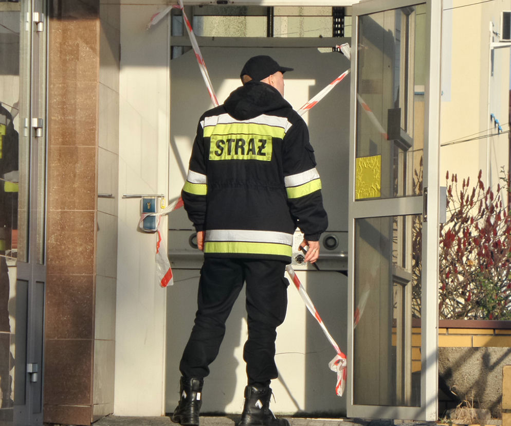 W Urzędzie Miejskim w Karczewie  zerwała się winda. W środku były dwie kobiety