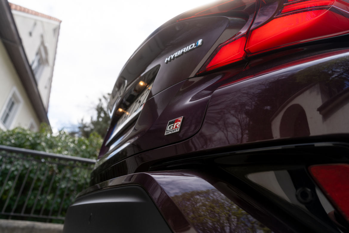 Toyota C-HR GR Sport 2.0 Hybrid Dynamic Force 184 KM e-CVT