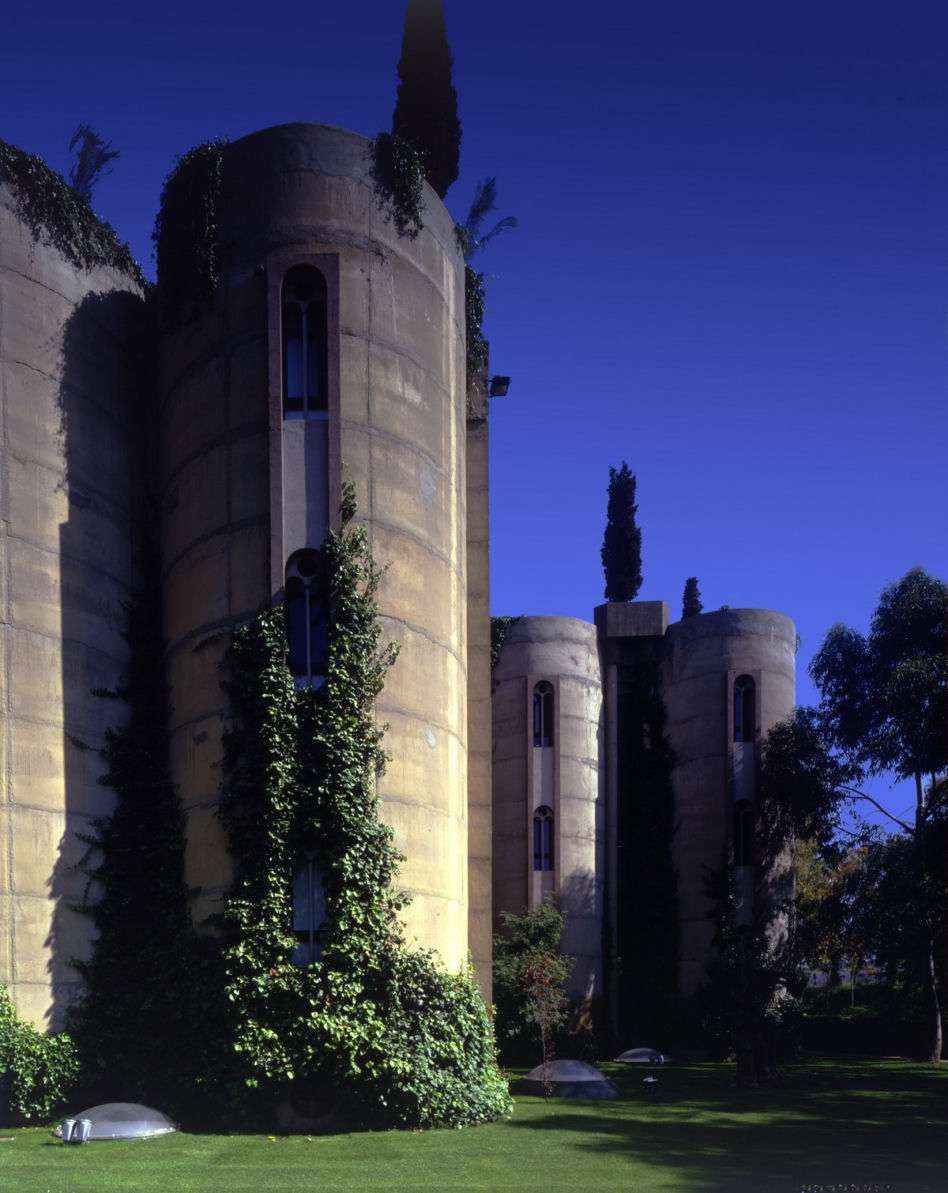 Pracownie architektów: La Fabrica Ricarda Bofilla