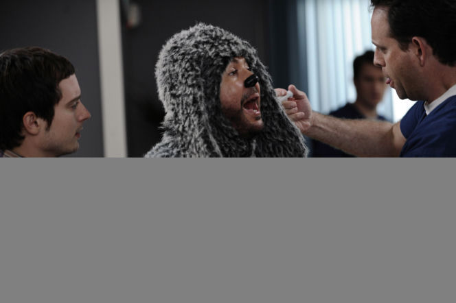 Wilfred. Ryan Newman (Elijah Wood), Wilfred (Jason Gann)