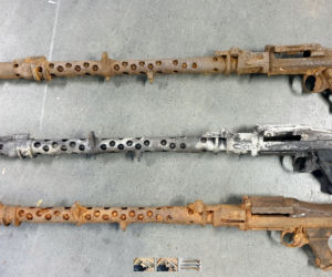Niemieckie MG-34 w przesyłce kurierskiej. Miały trafić do Wielkiej Brytanii
