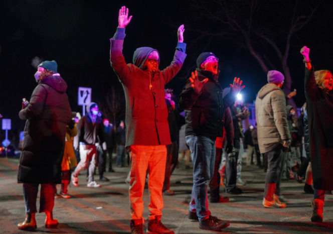 Masowe protesty w Minnesocie w USA