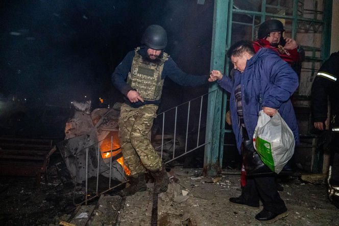 Ukraina. Zmasowany rosyjski atak na zachód kraju; w Tarnopolu zginęły co najmniej dwie osoby, ranne dzieci