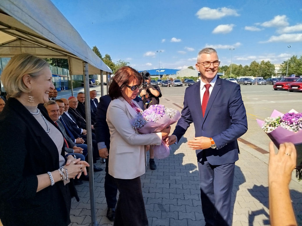 Siedlecki WORD wymienił starą flotę pojazdów egzaminacyjnych na nowe samochody marki Suzuki Swift