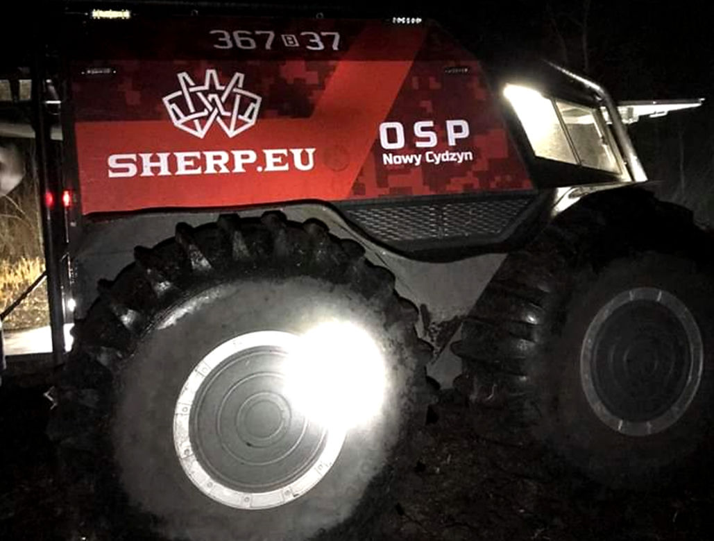 Strażackie nocne czuwanie i dogaszanie nad Biebrzą