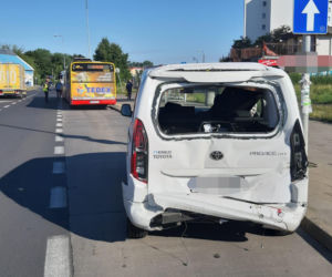 Niebezpieczny wypadek z udziałem autobusu! O włos od tragedii