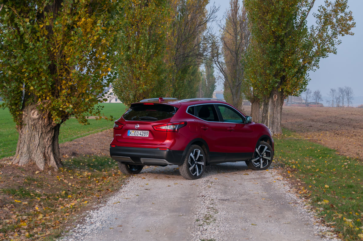 Nissan Qashqai 1.3 DIG-T 160 KM DCT7 2WD Tekna+