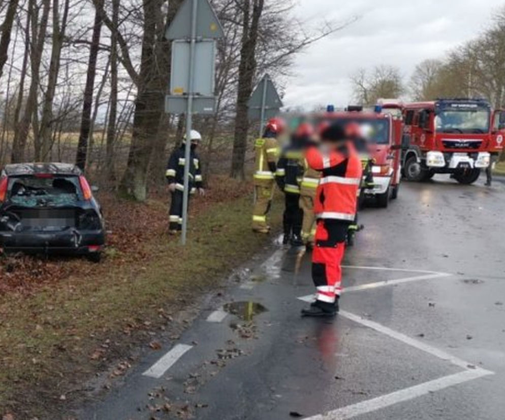 HORROR w Starościnie. NIE ŻYJE mężczyzna. 25-letni kierowca pod wpływem marihuany