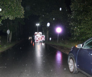 Dalanówek. Leżał przy drodze i się nie ruszał! Nie żyje motocyklista, którego nikt nie zna [ZDJĘCIA]