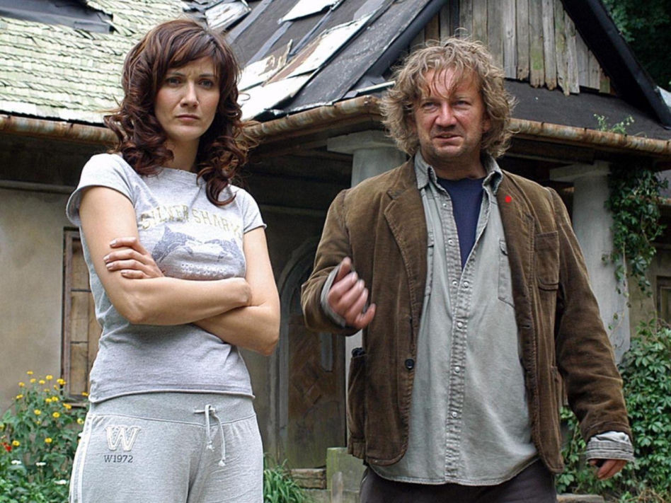 Paweł Królikowski "Kusy" i Ilona Ostrowska "Lucy" w serialu "Ranczo"
