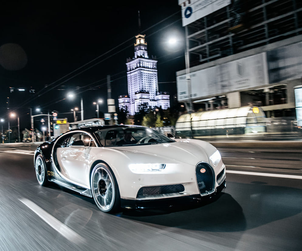 Bugatti Chiron na ulicach Warszawy