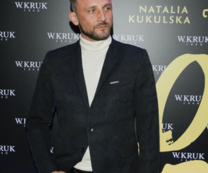 Podbił Polskę rolą w Ślepnąć od świateł. Kim jest Kamil Nożyński? 