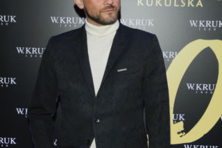 Podbił Polskę rolą w Ślepnąć od świateł. Kim jest Kamil Nożyński? 