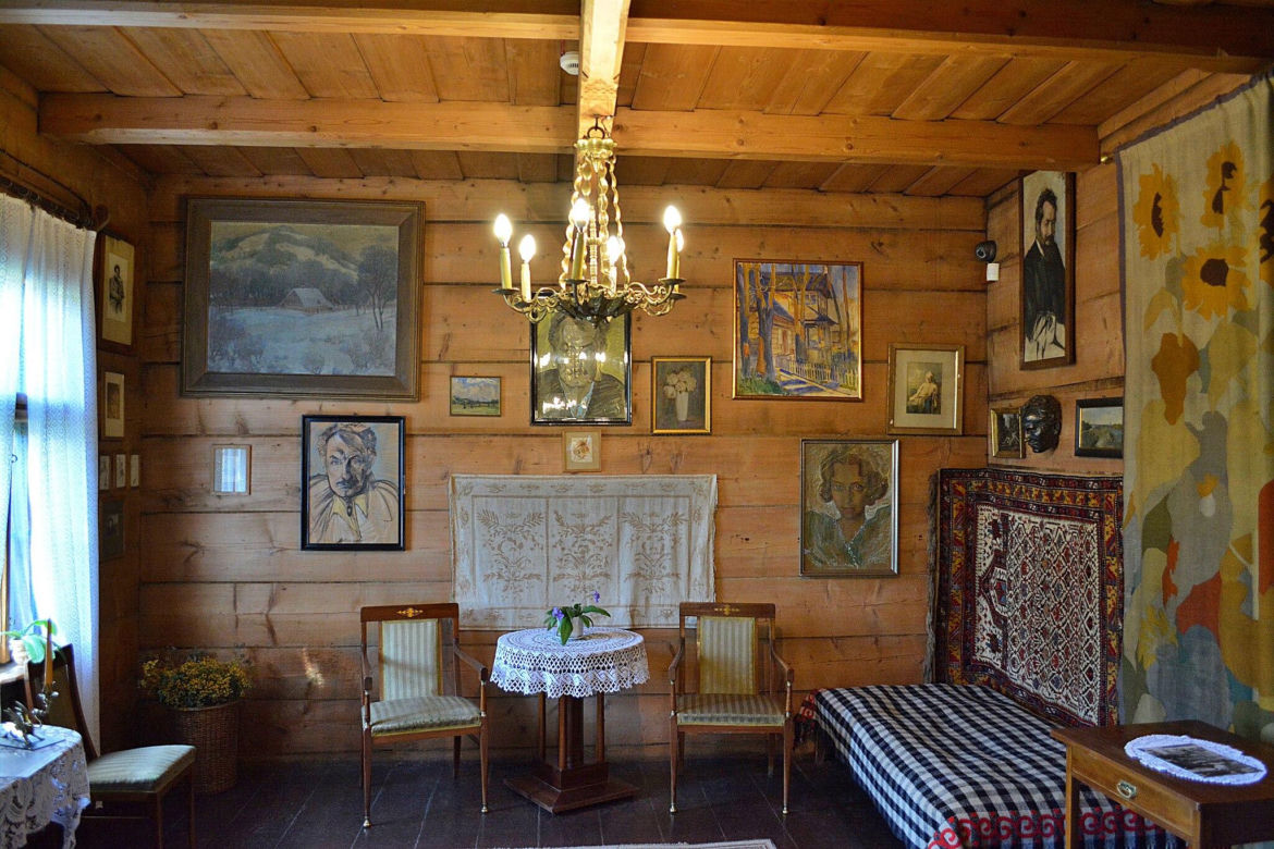 Ta małopolska willa jest perłą architektury. Kiedyś należała do sławnego poety, pioniera Młodej Polski 