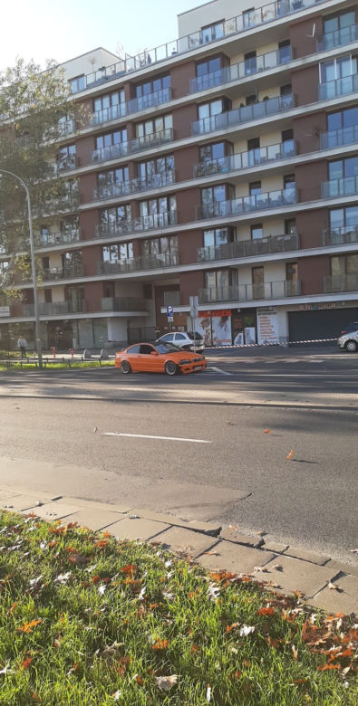 BMW rozjechało ojca z wózkiem na warszawskich Bielanach