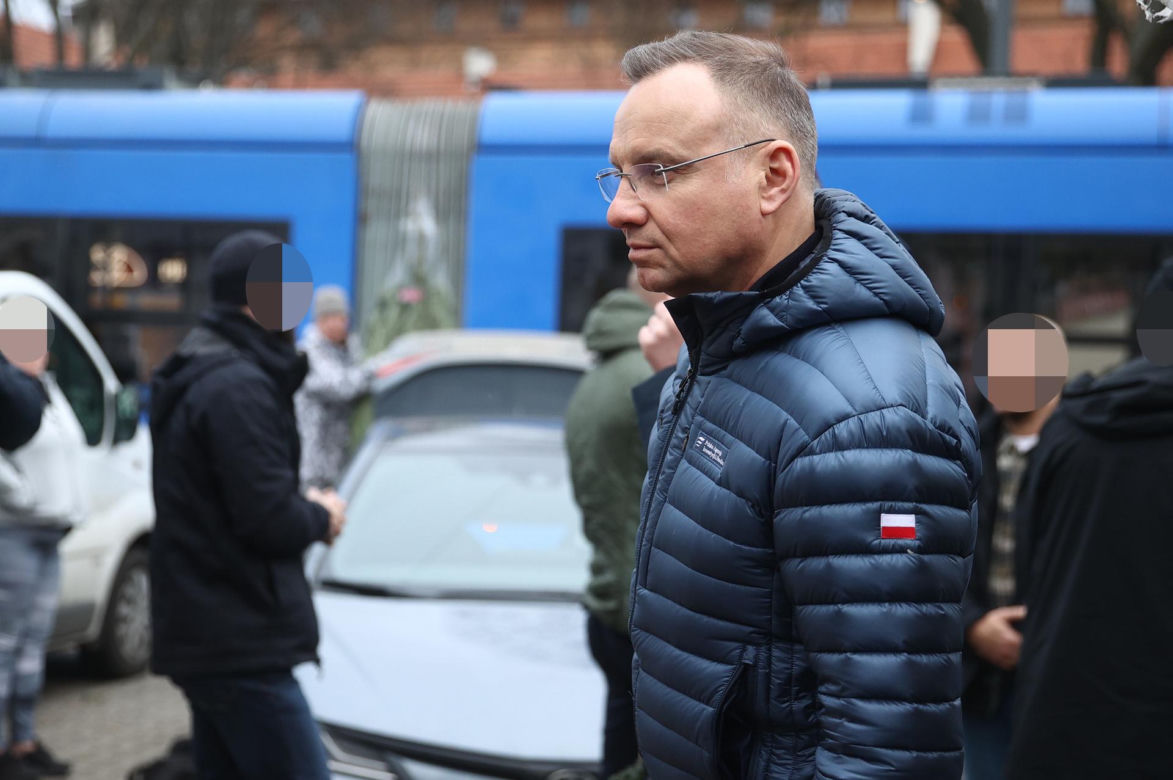 Prezydent Andrzej Duda podczas przedświątecznych zakupów na Nowym Kleparzu w Krakowie