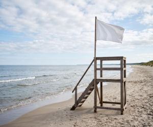 Sinice Chałupy. Czy w Chałupach można się kąpać 28.08? Flaga, warunki pogodowe