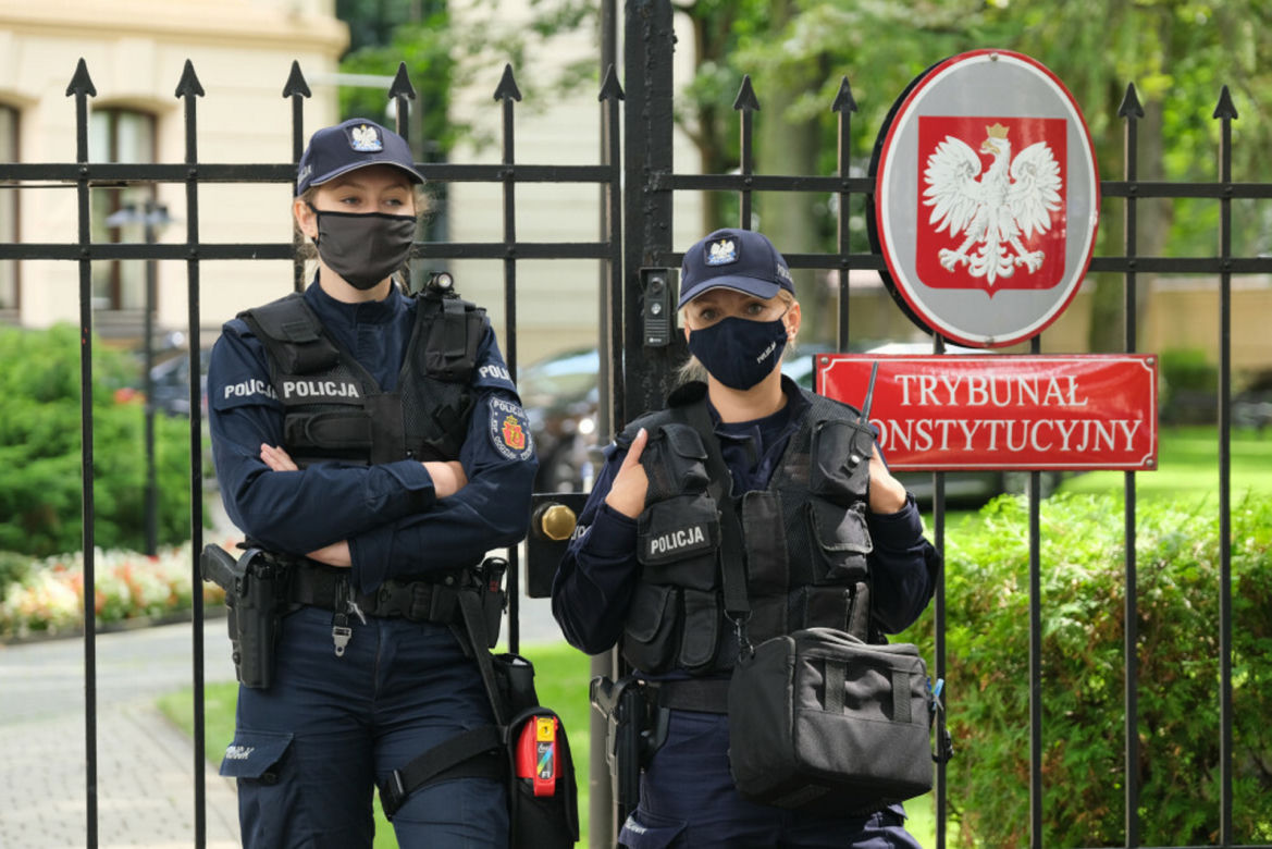 Trybunał konstytucyjny podzielił Polskę