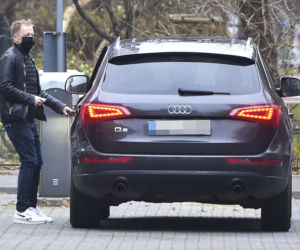 Maciej Stuhr ma gustownego SUV-a. To wielozadaniowe Audi Q5