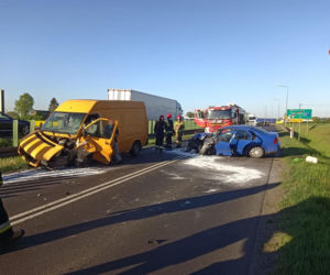 Wypadek w Gronowie koło Torunia. Czołówka na dk nr 15