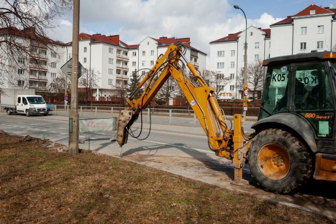 Praca wre na „obwodnicy” Gocławia