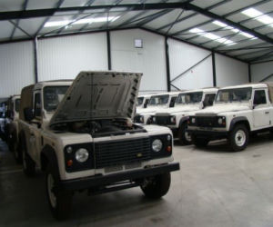 Land Rover Defender NATO
