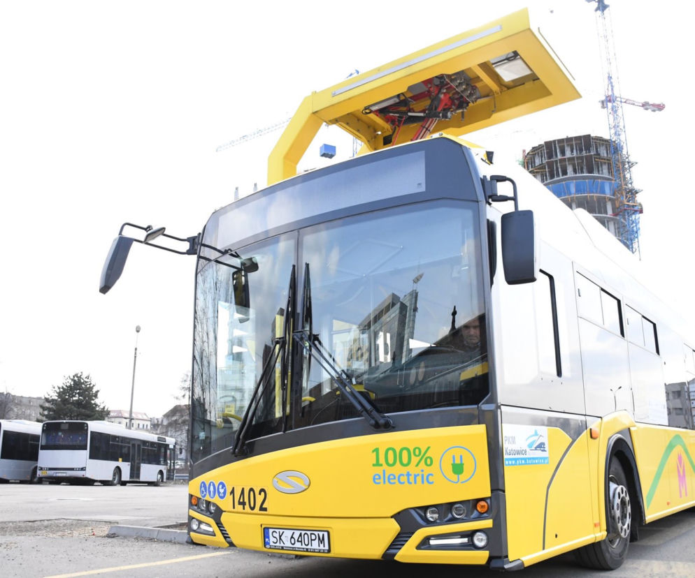 Ponad 40 autobusów elektrycznych ma wyjechać na drogi Śląska i Zagłębia. Powstaną też mobilne zajezdnie do ładowania autobusów