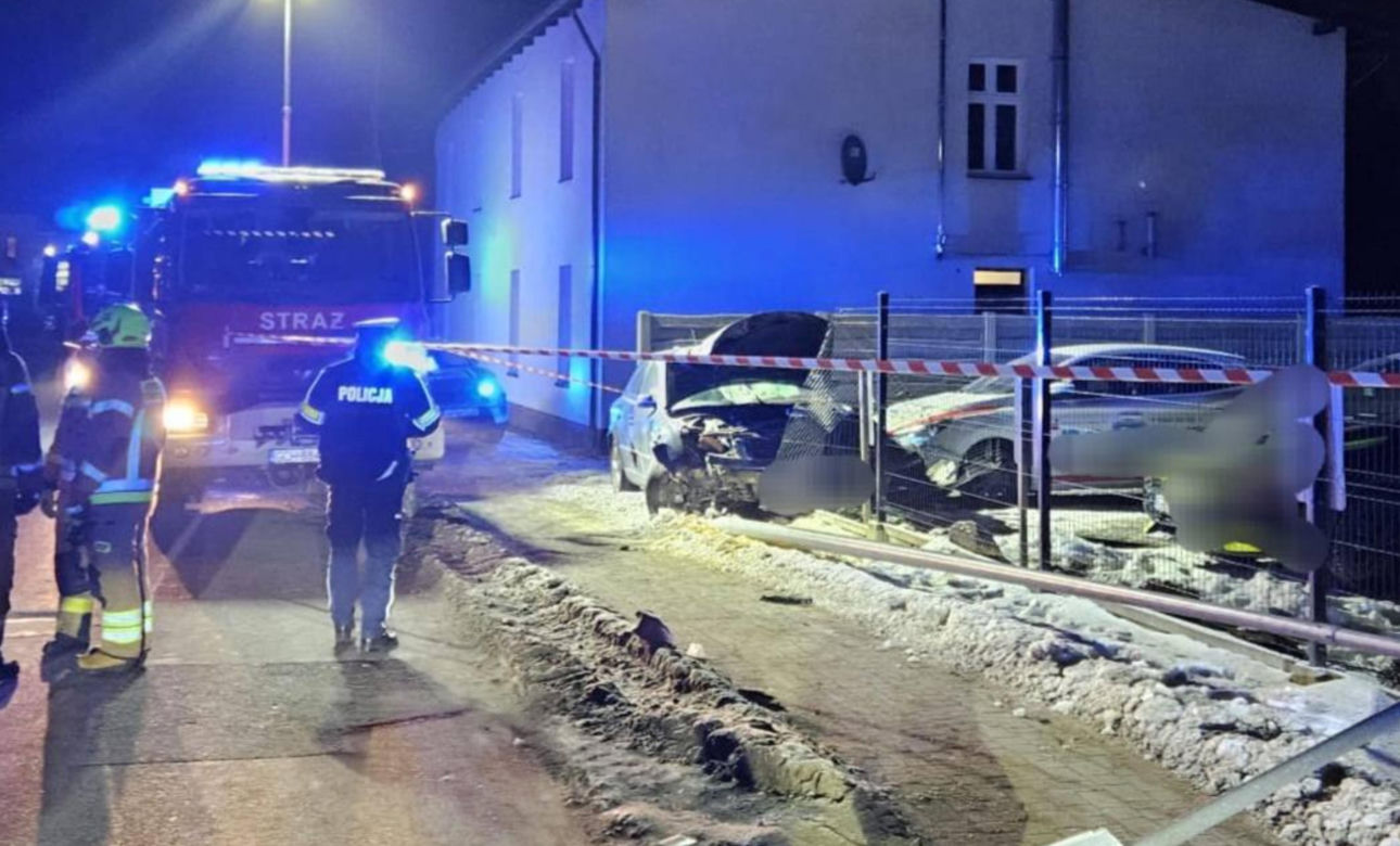 Pijany kierowca staranował matkę z dzieckiem i uciekł! Dramat w Czersku
