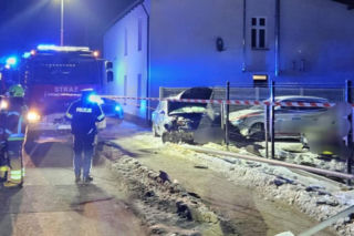 Pijany kierowca staranował matkę z dzieckiem i uciekł! Dramat w Czersku