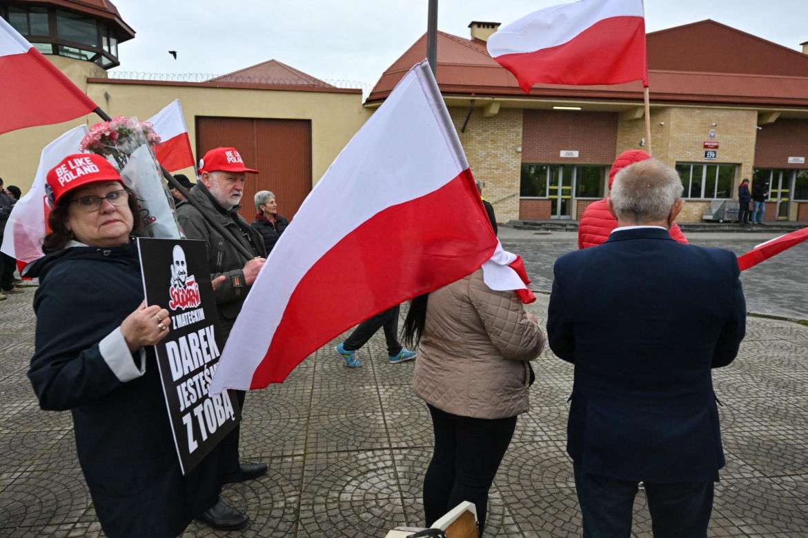 Matecki opuścił areszt