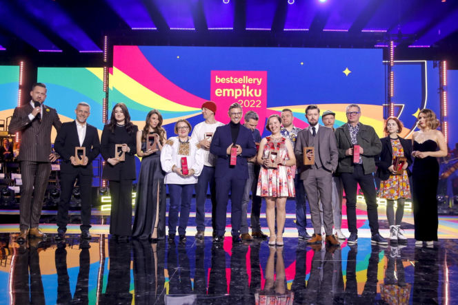 Remigiusz Mróz  zarobił miliony