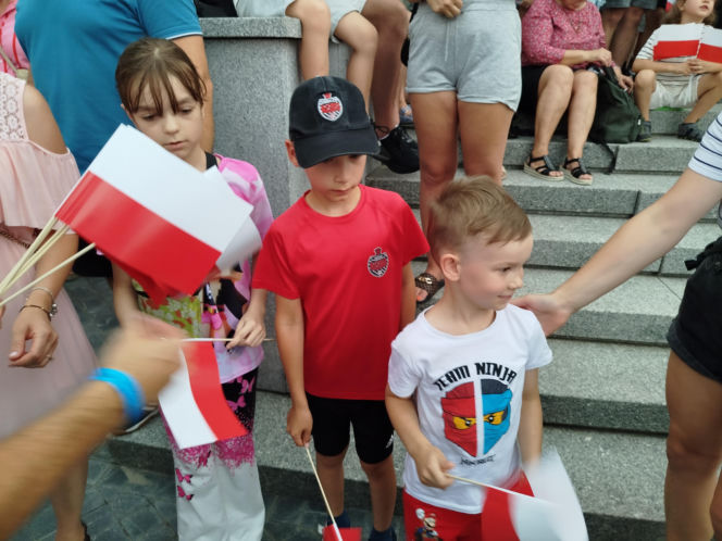 „Cześć i chwała bohaterom!”. Siedlczanie spotkali się w centrum miasta, by uczcić 82. rocznicę wybuchu Powstania Warszawskiego