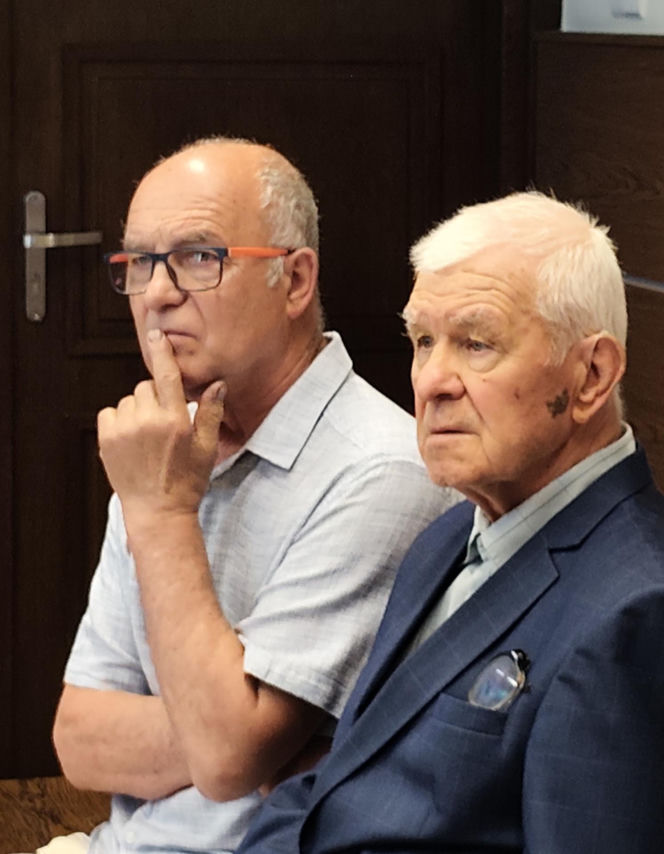 Zabili 83-letnią seniorkę za 180 zł.  Jej pokiereszowane ciało ukryli w wersalce