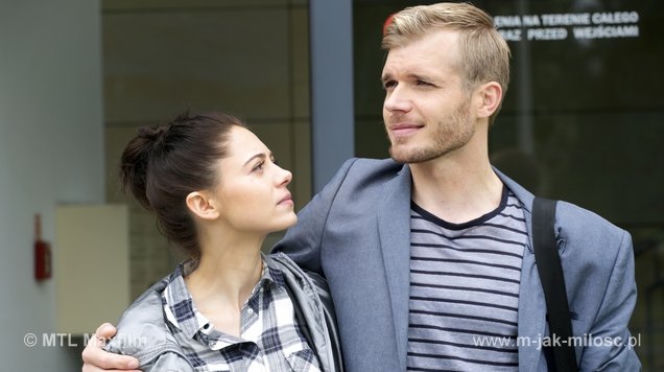 M jak miłość odcinek 1168. Iza (Adriana Kalska), Artur (Tomasz Ciachorowski)
