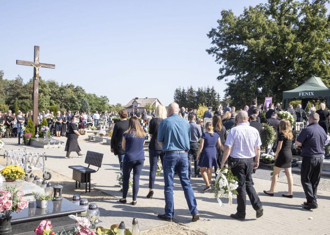 Policjantkę i jej synka pochowano w jednej mogile