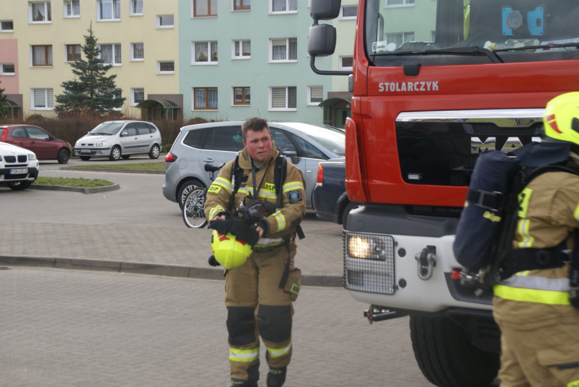 Balkon w Witkowie stanął W PŁOMIENIACH. Nowe technologie uratowały życie