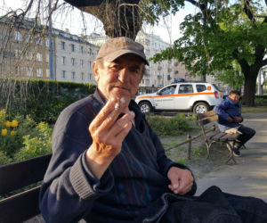 Wodecki rozdał majątek ubogim