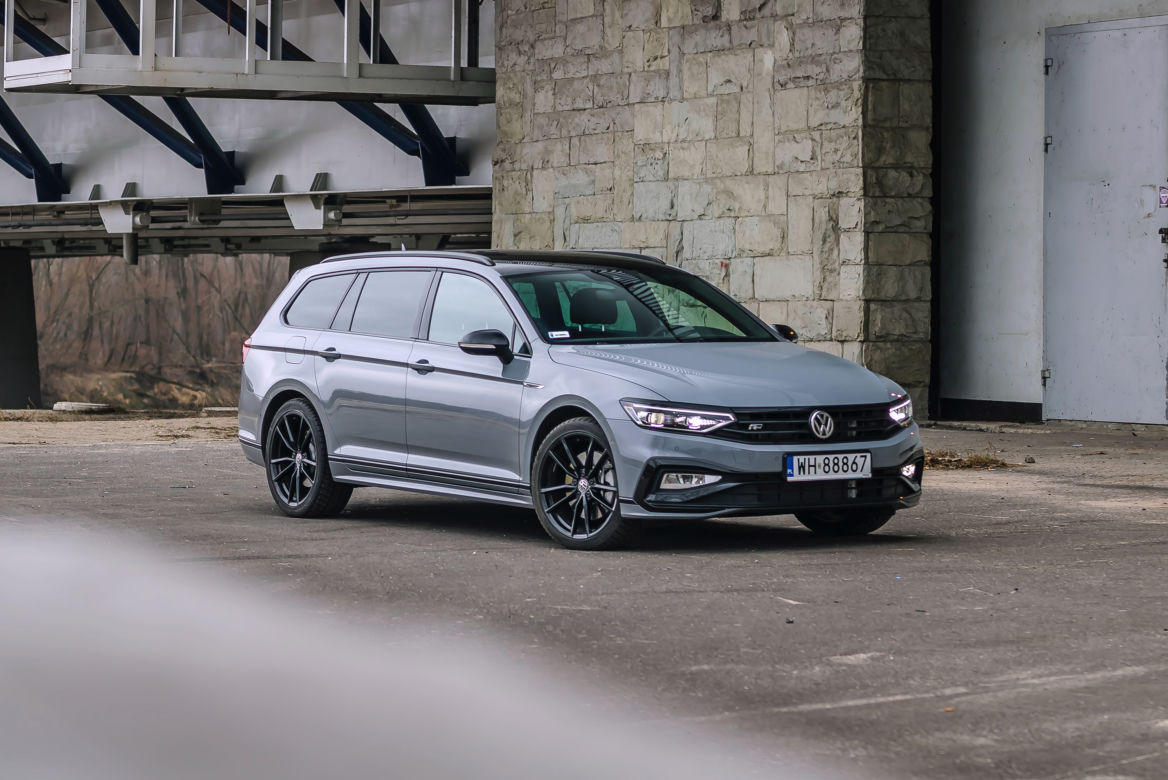 Volkswagen Passat Variant R-Line Edition 2.0 TDI 240 KM DSG7 4MOTION
