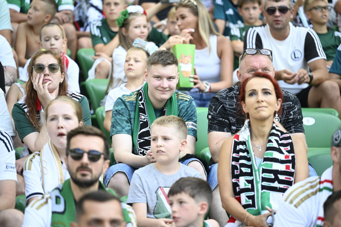 Legia Warszawa - Zagłębie Lubin: Zdjęcia kibiców