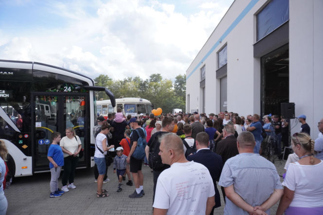 Kultowe autobusy opanowały Starachowice! Ruszył III Zlot i świętowanie 70-lecia komunikacji