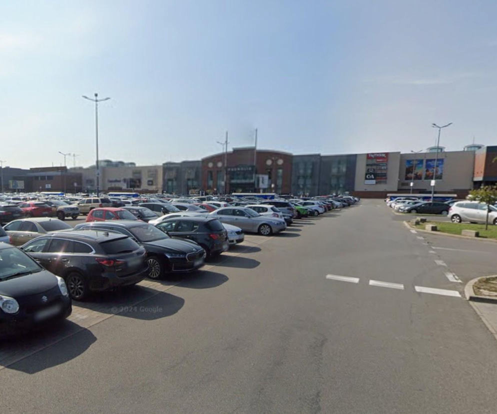 Znana galeria wprowadza opłaty za parking. Ile zapłacą klienci?