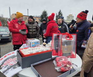 Retro Karawana WOŚP w Bydgoszczy ruszyła po raz ósmy. Ponad 19 tys. zł dla dzieci