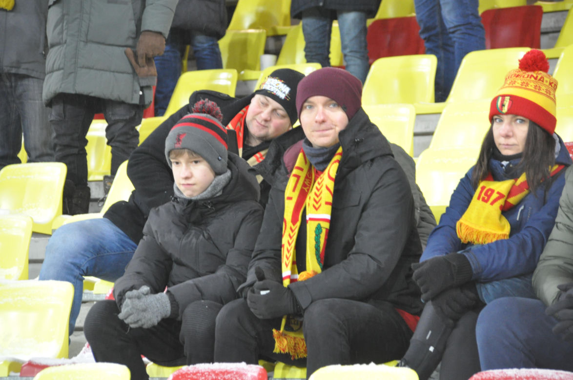 Korona Kielce - Lech Poznań. Zdjęcia kibiców na Suzuki Arenie