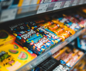 22-latek ukradł ze sklepu batony za 100 zł