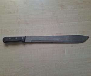 Maczeta znaleziona w pobliżu miejsca rozboju