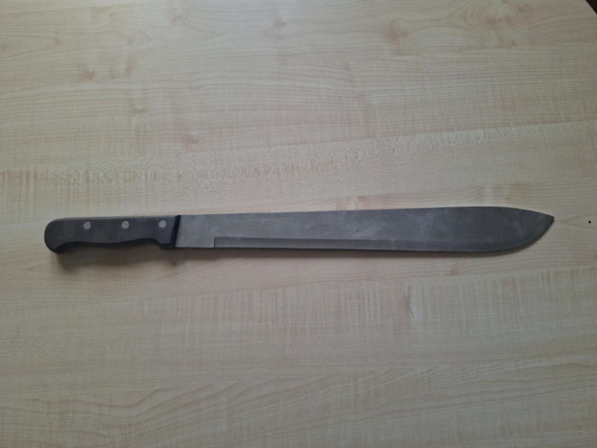 Maczeta znaleziona w pobliżu miejsca rozboju