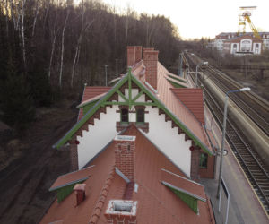 Zabytkowy dworzec kolejowy w Boguszowie-Gorcach odzyskał dawny blask