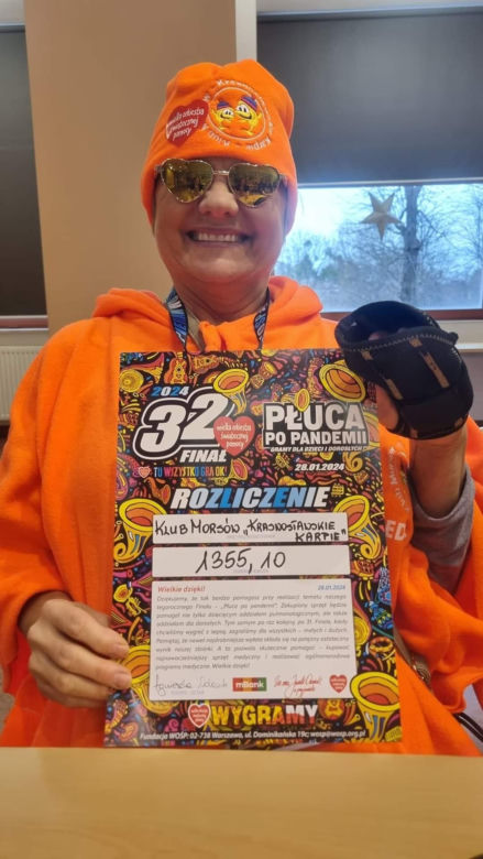 „Krasnostawskie Karpie” znów wskoczyły do zimnej wody! Zobacz, jak morsowali dla WOŚP