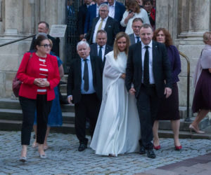 Kaczyński dał Kurskim srebrną cukiernicę