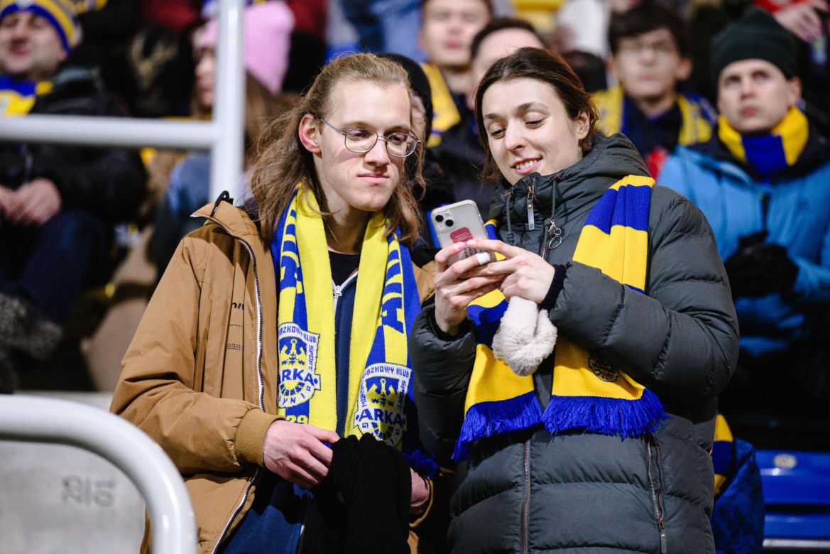 Arka Gdynia - Lechia Gdańsk: Zdjęcia kibiców z derbów Trójmiasta w ramach 23. kolejki PKO BP Ekstraklasy